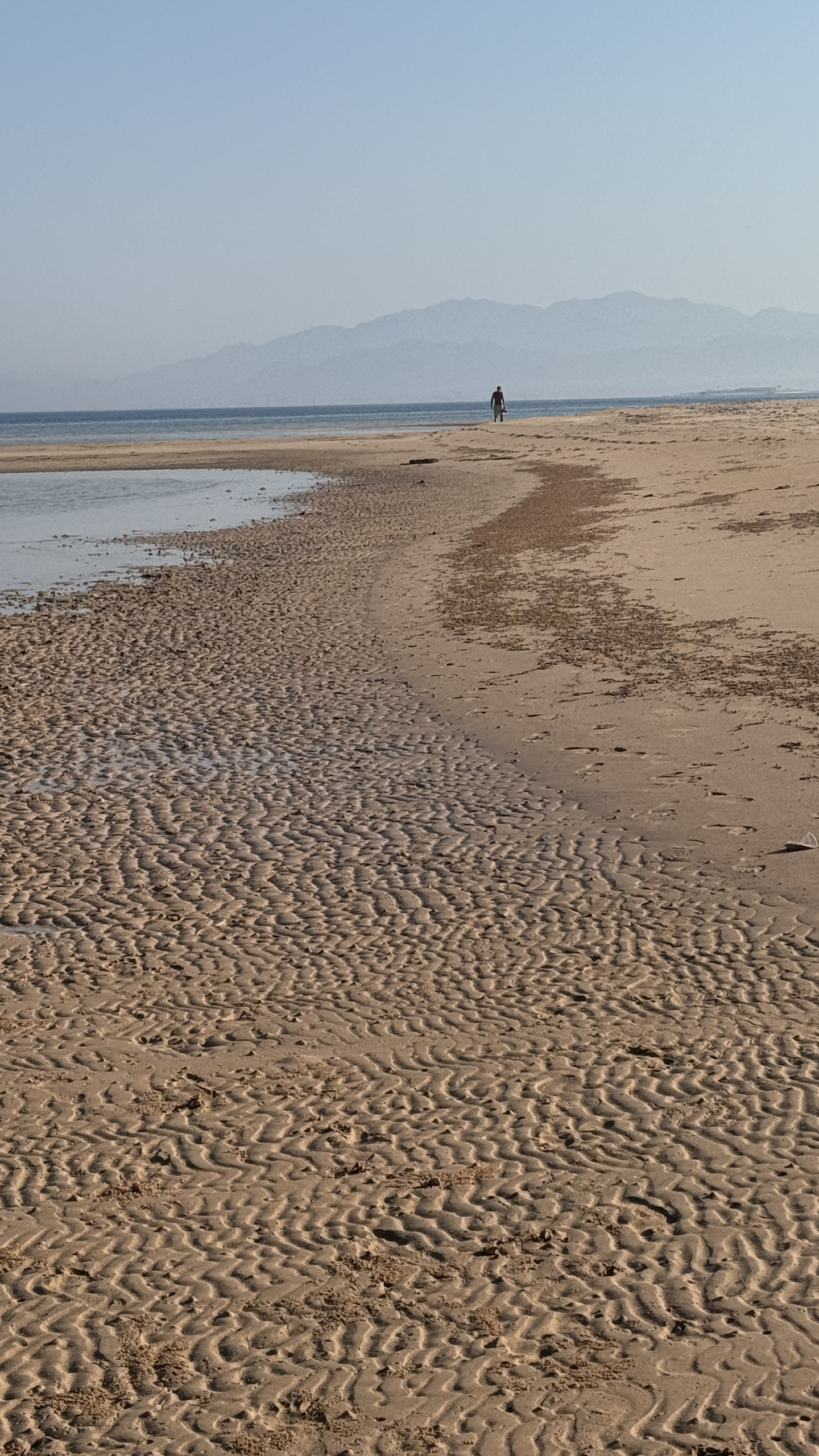 Life in Somabay – quiet Red Sea beach with mountain views in Egypt
