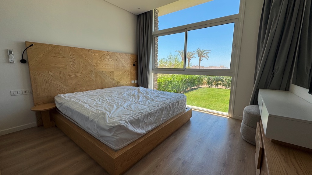 Bay Central Somabay apartment for sale overlooking the new marina and Red Sea