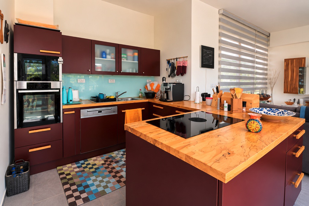 Existing kitchen to be removed before sale